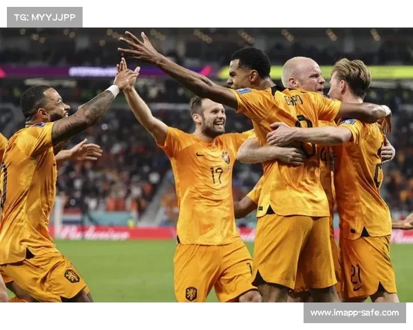 传奇球员成焦点：传球全成功，欧洲杯纪录被刷新！(欧洲杯传奇 天下足球)